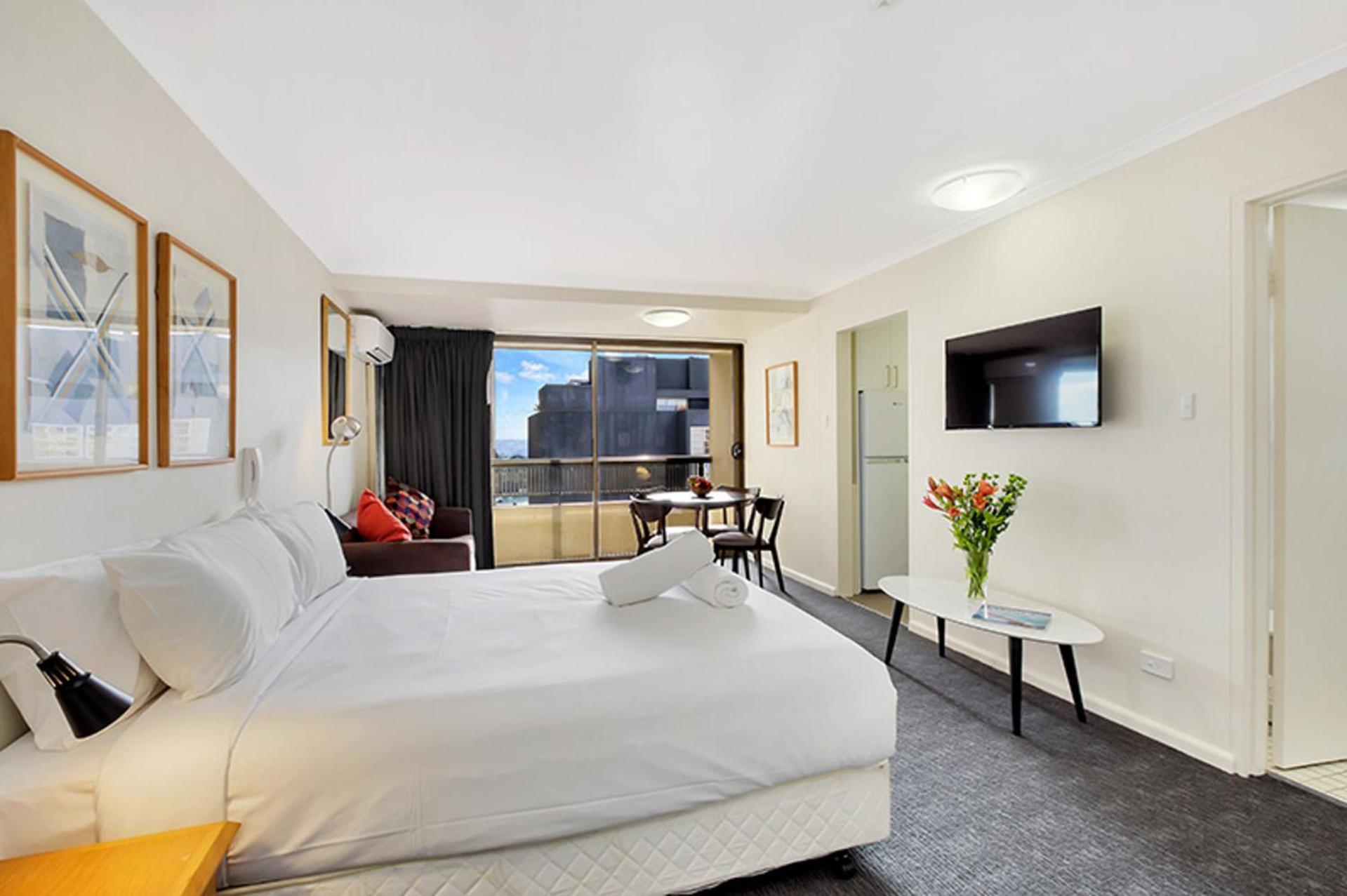 Renovated Stylish Studio ซิดนีย์ ภายนอก รูปภาพ